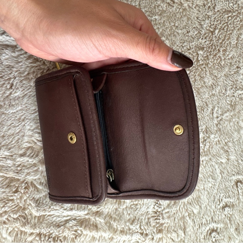 Coach Vintage Multifunction Mahogany Brown Wallet with Keychain - Picture 7 of 9